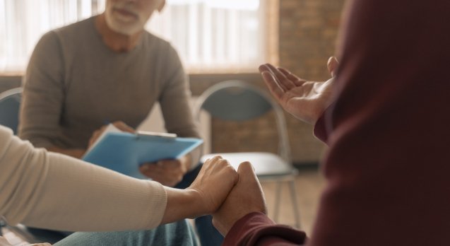psychological-therapy-support-group-meeting